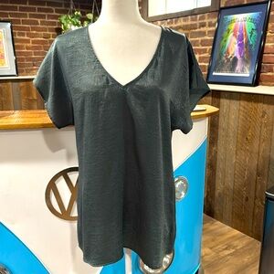 Show me your mumu forest green satin tunic top